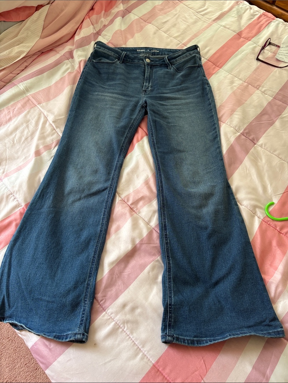 Old Navy WOW Flare High Rise jeans